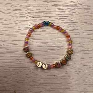 Taylor Swift Friendship Bracelet
